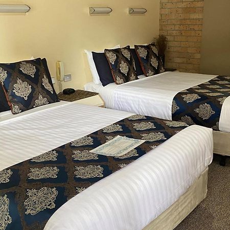 诺拉 万豪公园汽​​车旅馆汽车旅馆 外观 照片